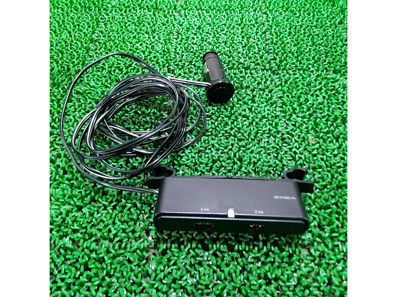 EXEA
Cigarette socket
USB charger