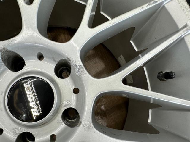 STARFORM
BASEL
+
KENDA (Kenda)
KR 20
Brand new tires included!! Perfect for drifting!! First come, first served!!