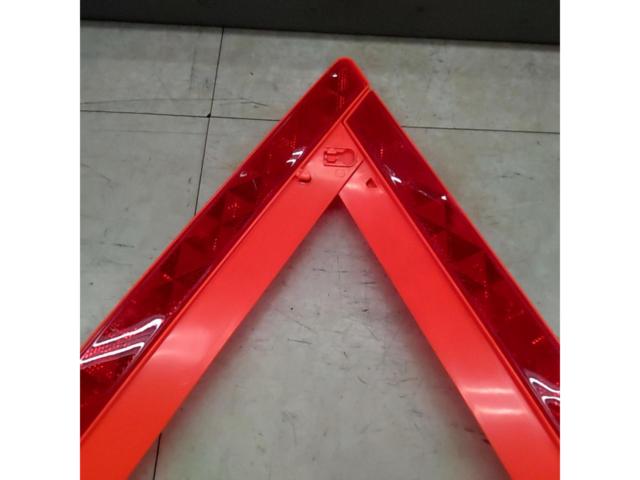CATEYE
Warning triangle