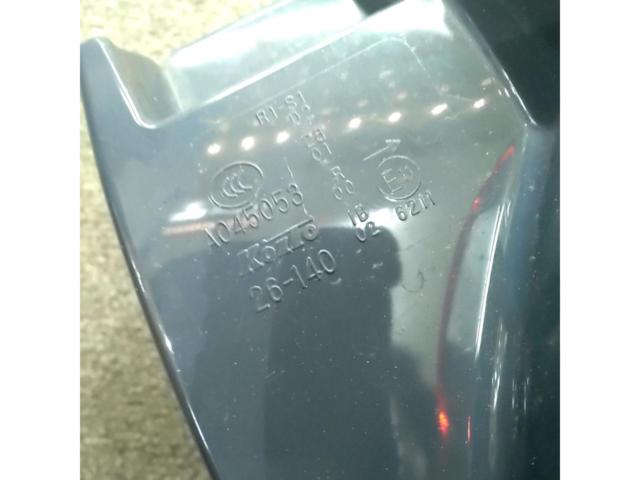 Toyota
200 series
Hiace
Type 4 or later
Genuine tail lens