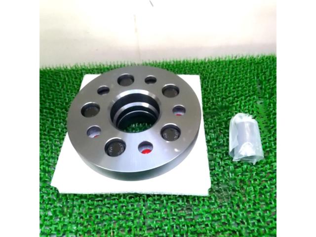 Silk
Blaze
ZN6 / 86
Wide tread spacers specifically designed for genuine front wheels
22 mm
100-5H
M 12 x P 1 .25