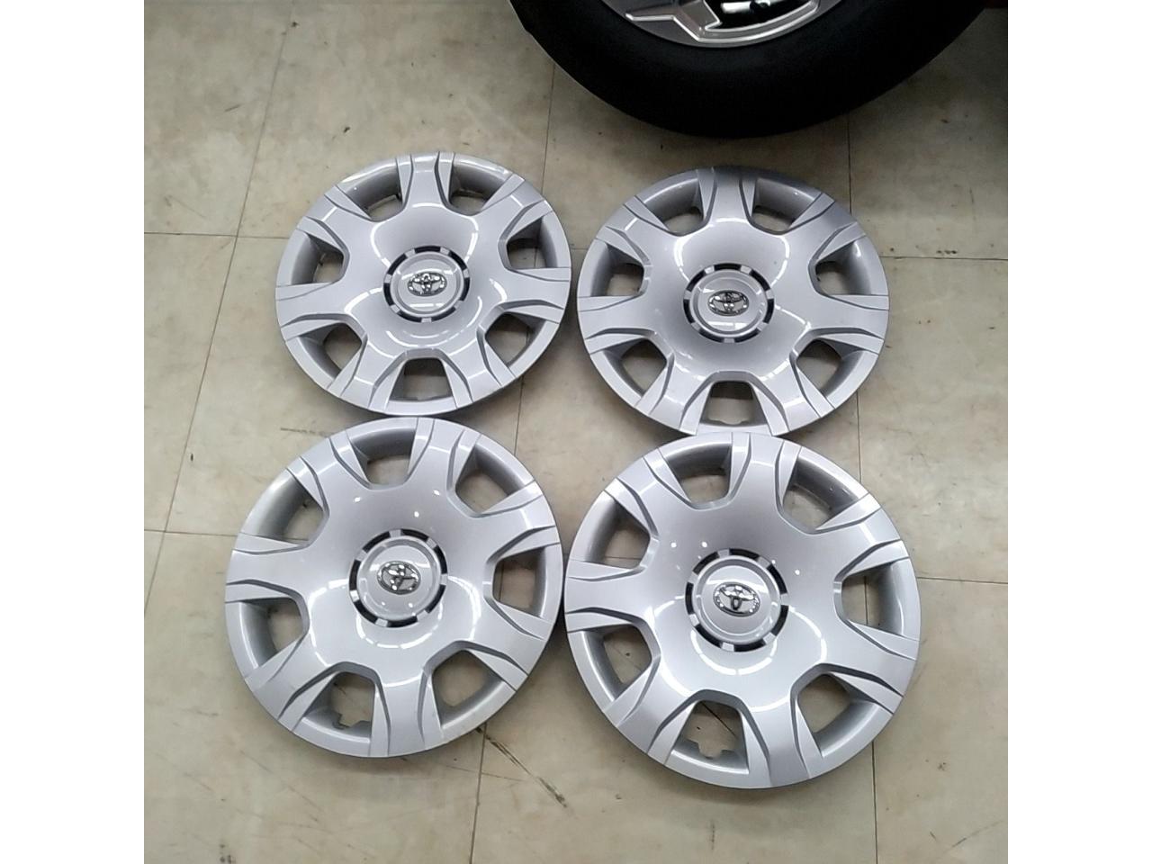 Toyota
200 series
Hiace
Genuine
Wheel cap