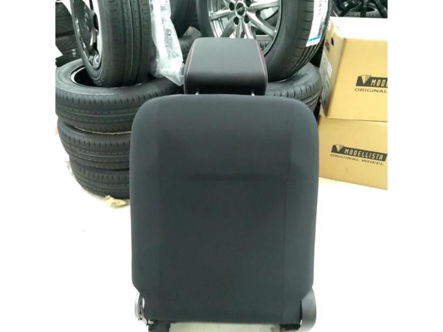 スズキ ZC32S スイフトスポーツ 純正シート RH