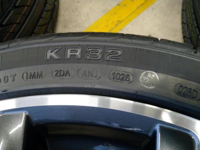 LEXUS  20系 RX バージョンL 純正ホイール  + KENDA(ケンダ) KR32