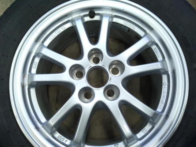 トヨタ プリウス 50系 純正アルミホイール  + BRIDGESTONE BLIZZAK VRX2 195/65R15 91Q