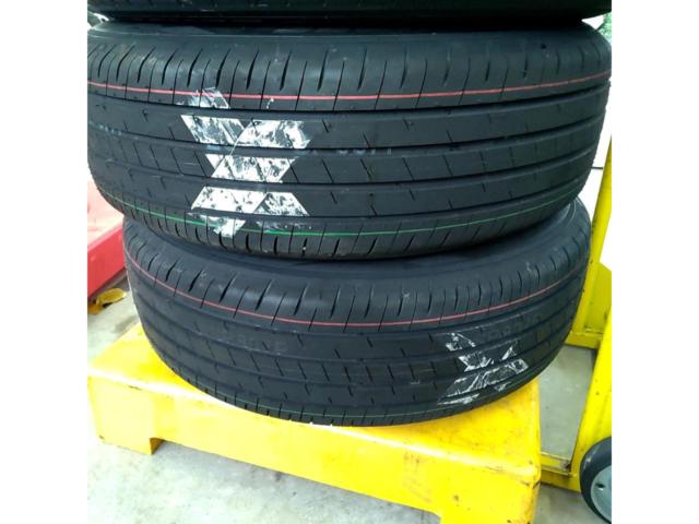 トヨタ アルファード 40系 Zグレード 純正アルミホイール+TOYO PROXES comfort 225/60R18 100H