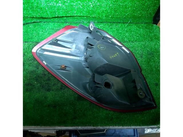 Legacy Touring Wagon/BP5
The previous fiscal year] SUBARU
Genuine tail lens