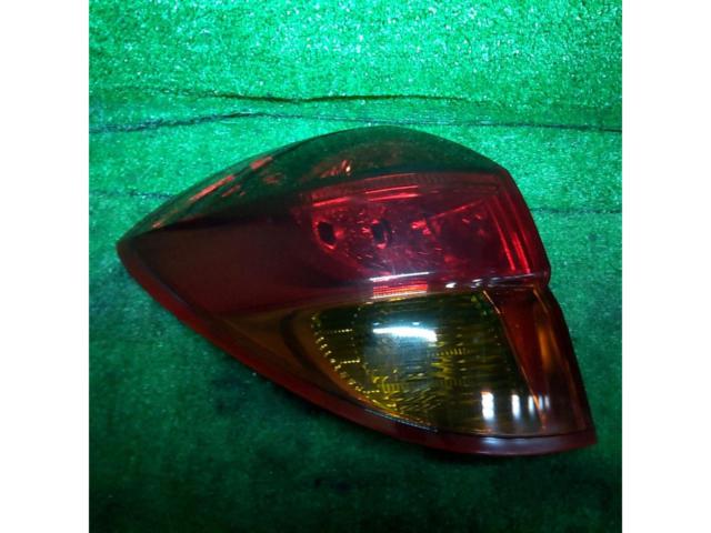 Legacy Touring Wagon/BP5
The previous fiscal year] SUBARU
Genuine tail lens