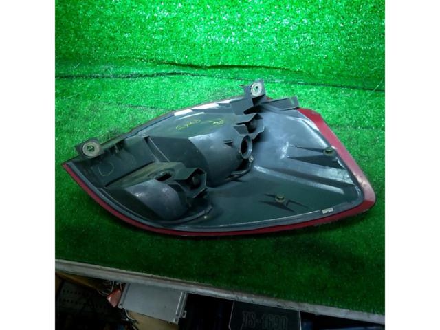 Legacy Touring Wagon/BP5
The previous fiscal year] SUBARU
Genuine tail lens