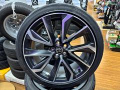 ★店頭試着無料♪★ トヨタ カローラスポーツ GZグレード 純正ホイール + DUNLOP DIREZZA DZ102 【カローラスポーツ・ローダウンプリウス等】