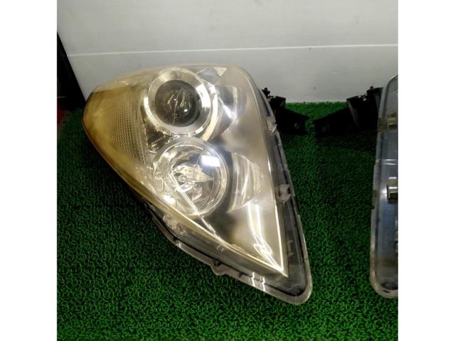 Subaru genuine
RN1/Stella Custom Genuine HID Headlights
