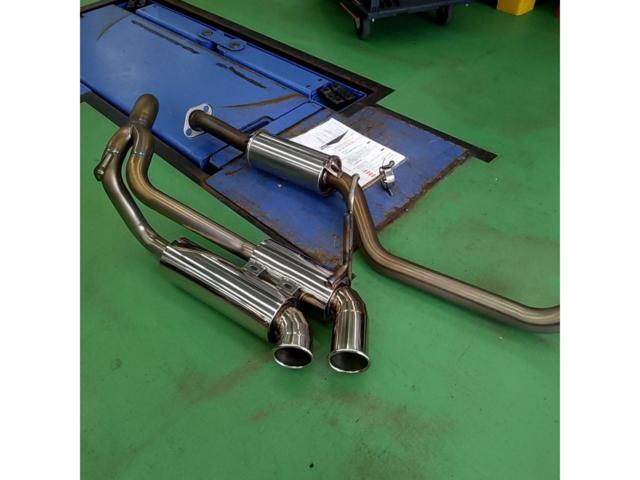 Jimny/JB64W5ZIGEN
SP
SPEC
STREET
Dual stainless steel muffler