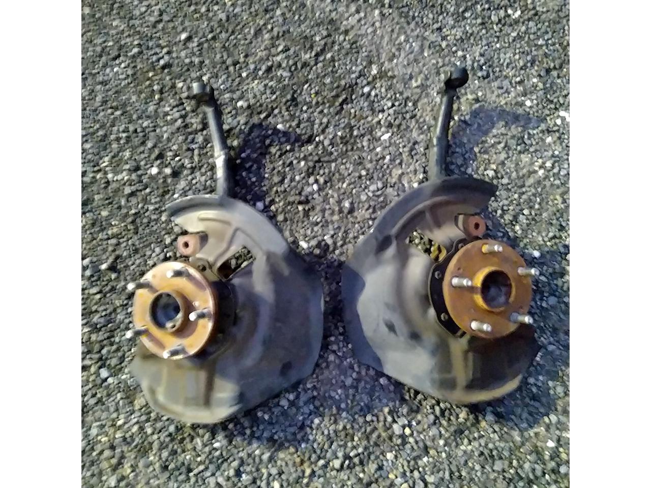 Celsior / 20 series
Late period] TOYOTA genuine
Front knuckle