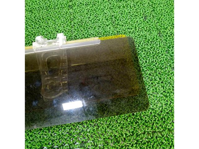 Unknown Manufacturer
Day and night combined sun visor