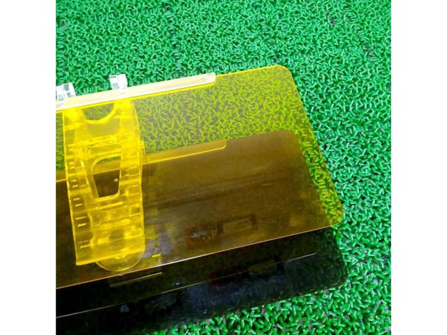 Unknown Manufacturer
Day and night combined sun visor