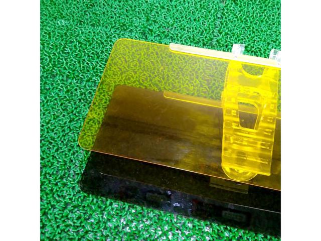 Unknown Manufacturer
Day and night combined sun visor