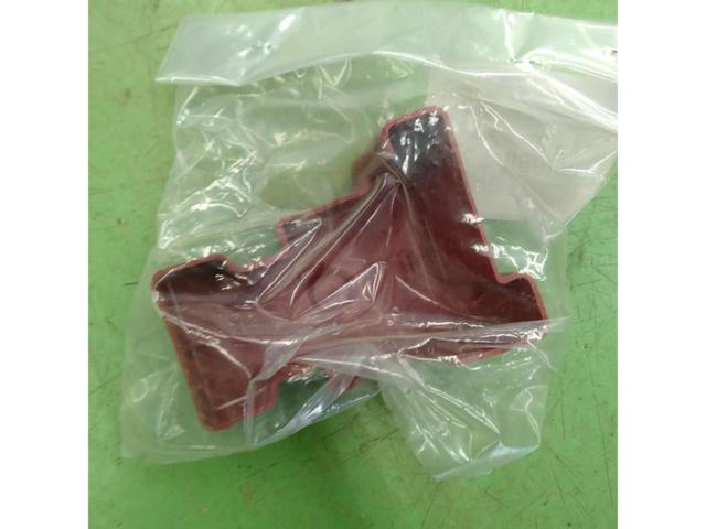 MITSUBISHI純正 バッテリーキャップ MR969153
