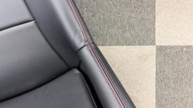 BRIDE
PROS
Full bucket seat
J01AR0