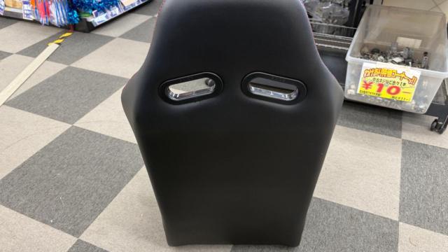 BRIDE
PROS
Full bucket seat
J01AR0