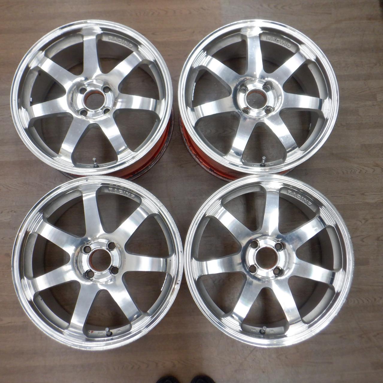 Unknown Manufacturer
7-spoke wheels