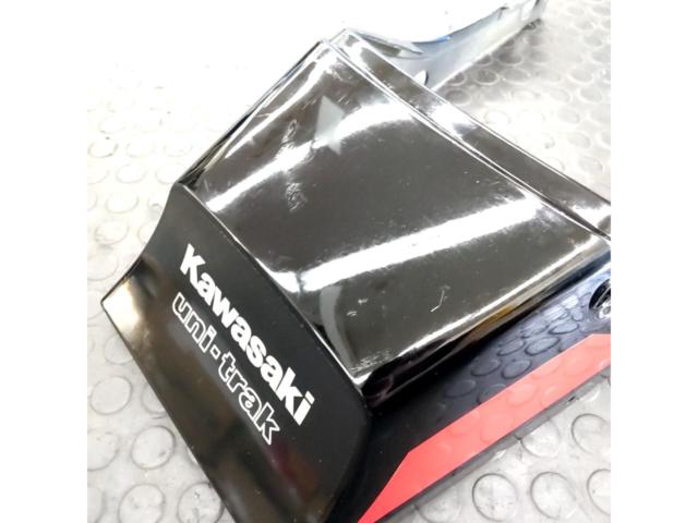 KAWASAKI GPZ400F 純正テールカウル