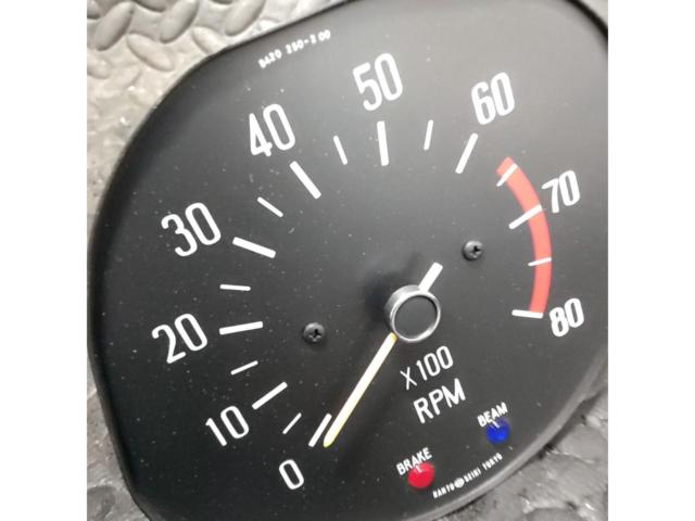 Nissan genuine
Hakosuka
2000GT-X
Genuine tachometer