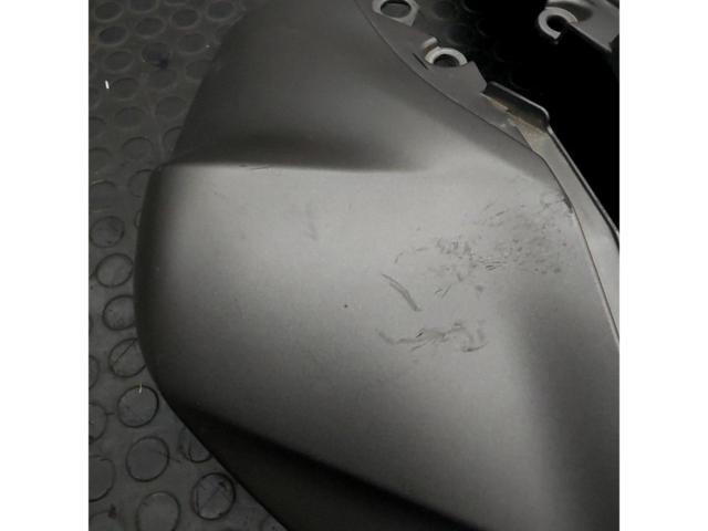 YAMAHA YZF-R25/YZF-R3(RG10J) 純正サイドタンクカバー