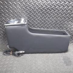 メーカー不明 センターコンソール N-BOXで使用
