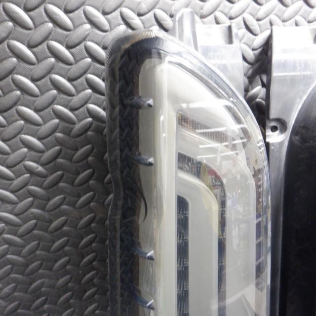200系ハイエース Valenti ジュエルLEDテールランプ REVO