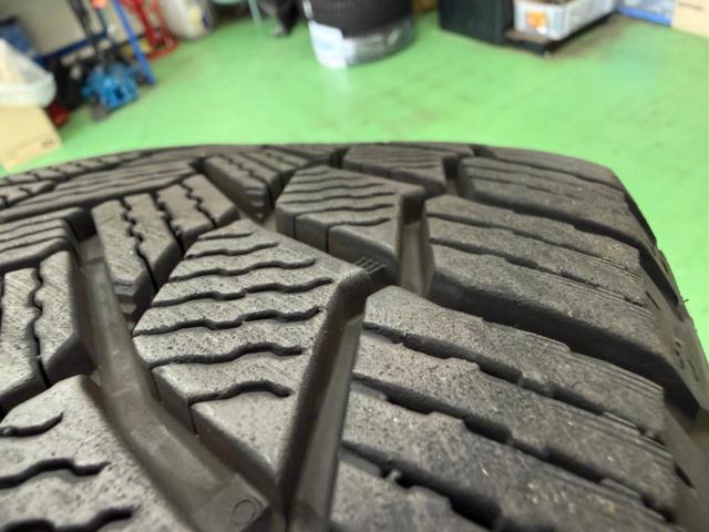 DUNLOP DUFACT DA5 + MICHELIN X-ICE SNOW
