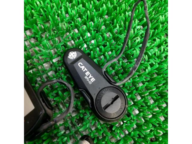 CATEYE STRADA SLIM CC-RD310W サイクルコンピューター 本体/センサー付属