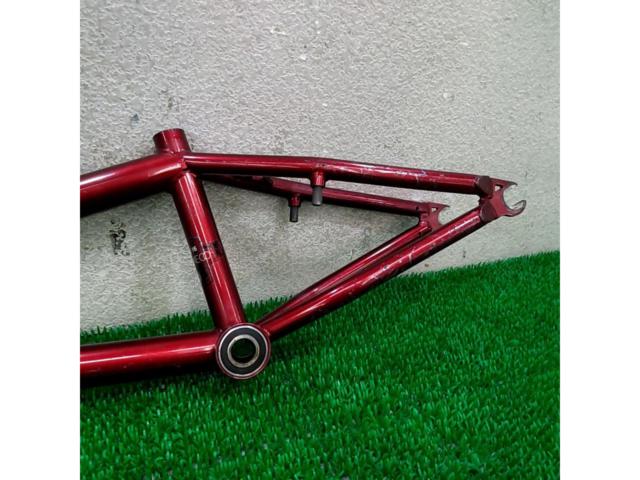 KINK BIKE CO CARVE 2015年モデル BMX16インチ用フレーム レッド