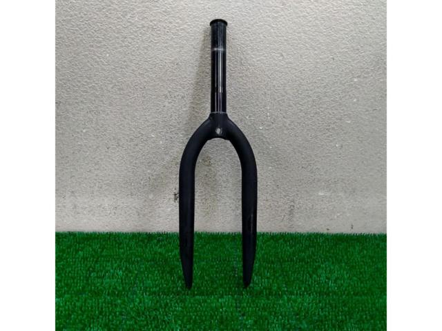 コラム長160mm/エンド幅100mm/対応16インチ メーカー不明 BMX用フロントフォーク ブラック