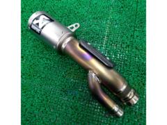 AKRAPOVIC slip-on
Muffler
GP style
S1000RR
17-18