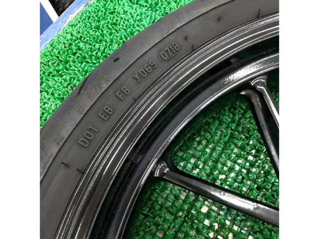 【Ducti】純正フロントホイール Ducatiモンスターにて使用??