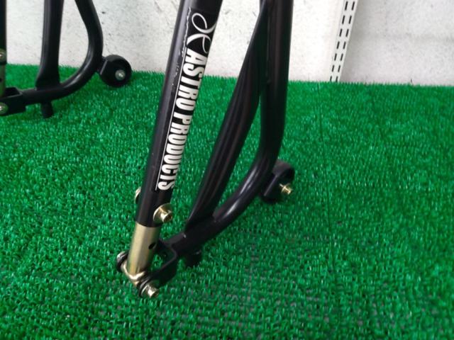 ASTRO PRODUCTS フロントメンテナンススタンド