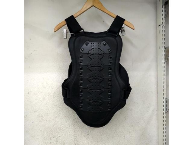Size: LAardman
Body protector
