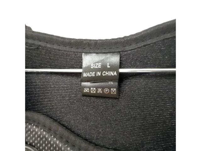 Size: LAardman
Body protector