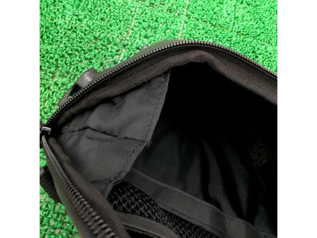 DAYTONAHenly
Begins Seat Bag
4L
Easy ring belt included
DH-708
95741