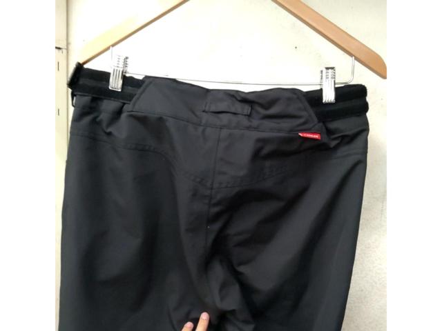 RSTaichi
RSY546
Weather proof over pants
