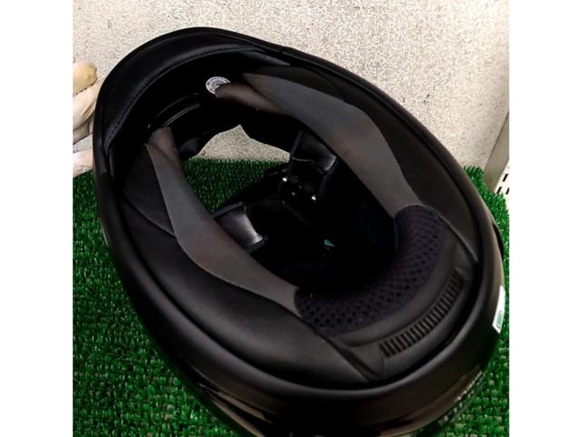 AraiPROFILE
Full-face helmet
Size: M57-58cm