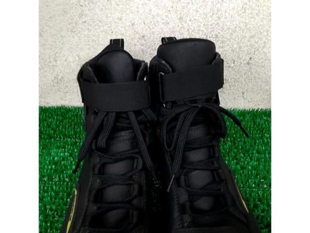 Gaerne G Rocket
Gore-Tex (black) riding shoes
Size 27.5cm