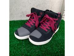 IRON
JIA'S Motorcycle Shoes
Men
Riding shoes
Size 39