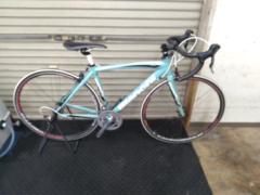 BIANCHI VIA NIRONE7 2×10段変速 700×25C アルミフレームロードバイク チェレステ