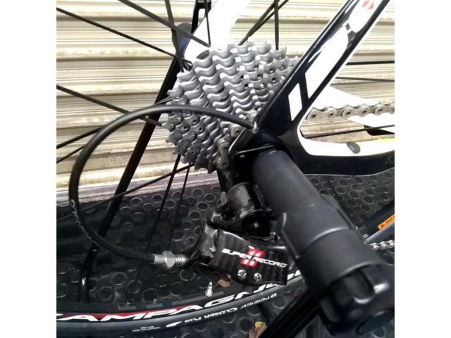 DE ROSA IDOL  スーパーレコード11S 組み 700×25C カーボンフレーム ロードバイク ブラック