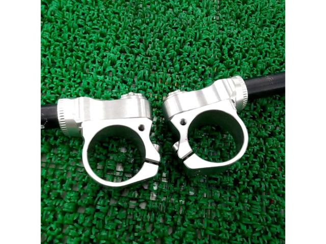 ACTIVEVARIOBAR
Separate handle
45Φ
Using CBR250RR/MC51