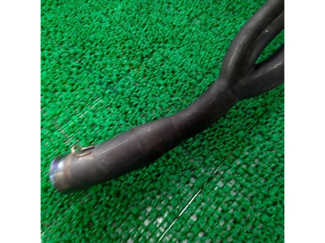 HRC
Exhaust pipe
Using CBR250RR/MC51