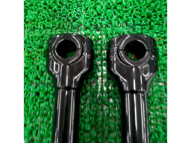 Garage T&F
Oval Handlebar Post 8-inch
Intruder 400
