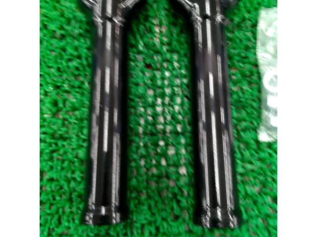 Garage T&F
Oval Handlebar Post 8-inch
Intruder 400
