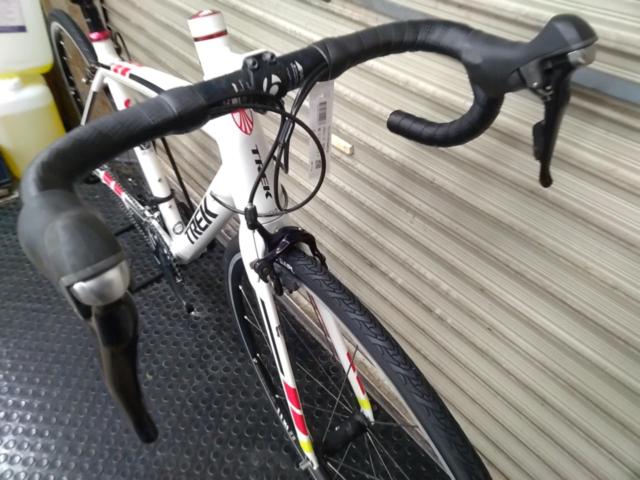 TREK MADONE 2.1 2015年モデル?? 700×25C 2×11段変速 アルミロードバイク ホワイト